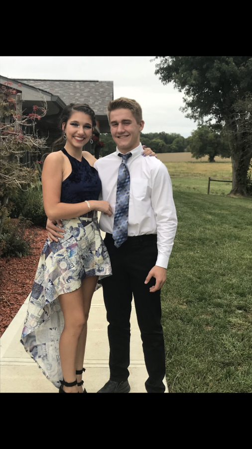 Sophomore sews her own clothing, makes homecoming dress from