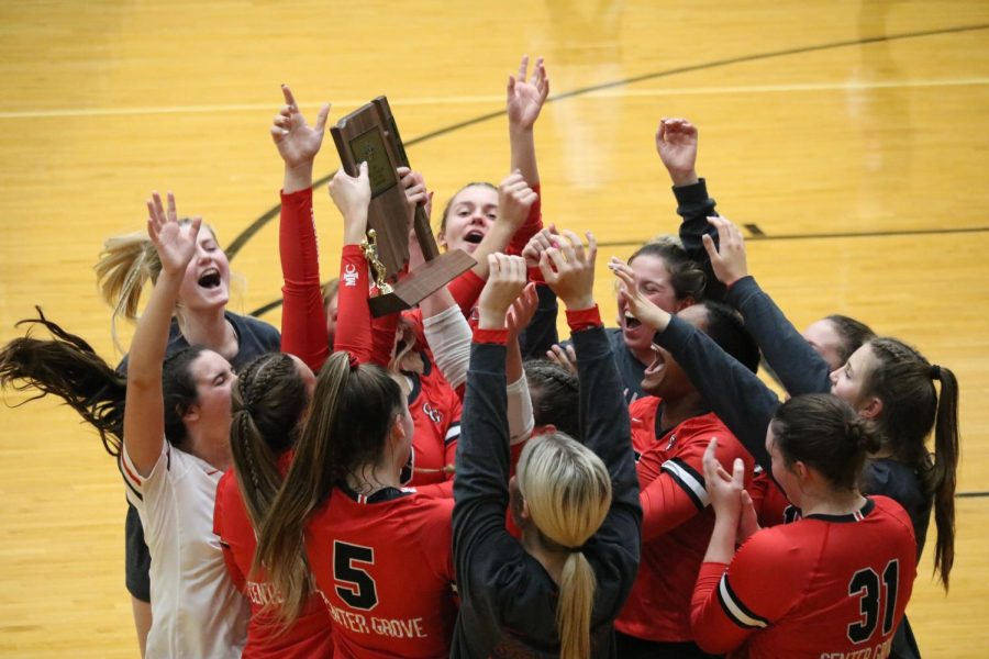 Girls volleyball wins seventh consecutive sectional title