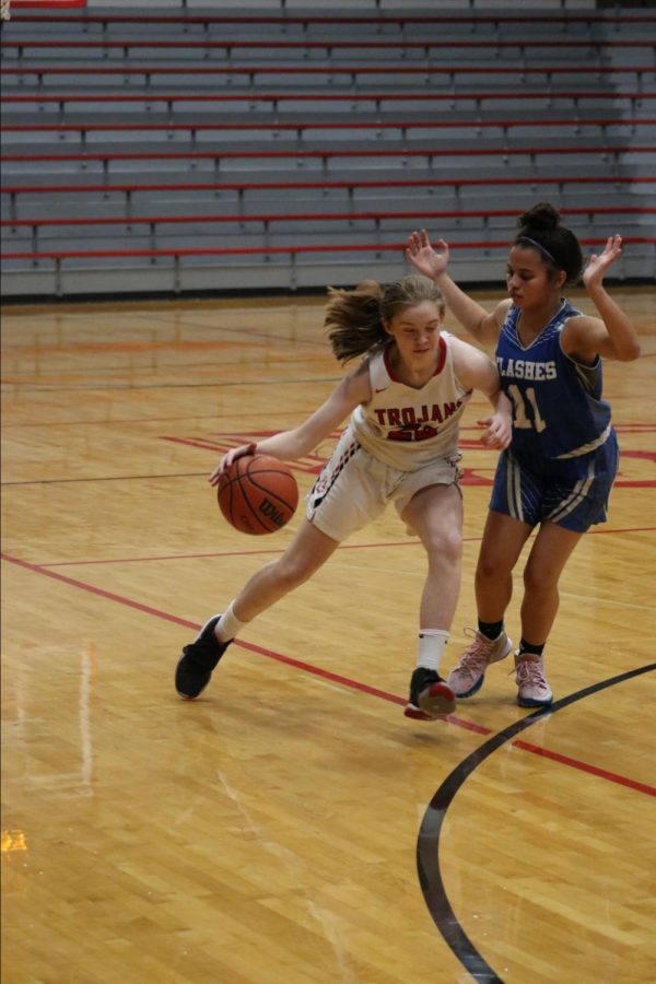 Lexi Crouse drives on a Franklin Central defender. The Freshmen team defeated Franklin Central 26-19.