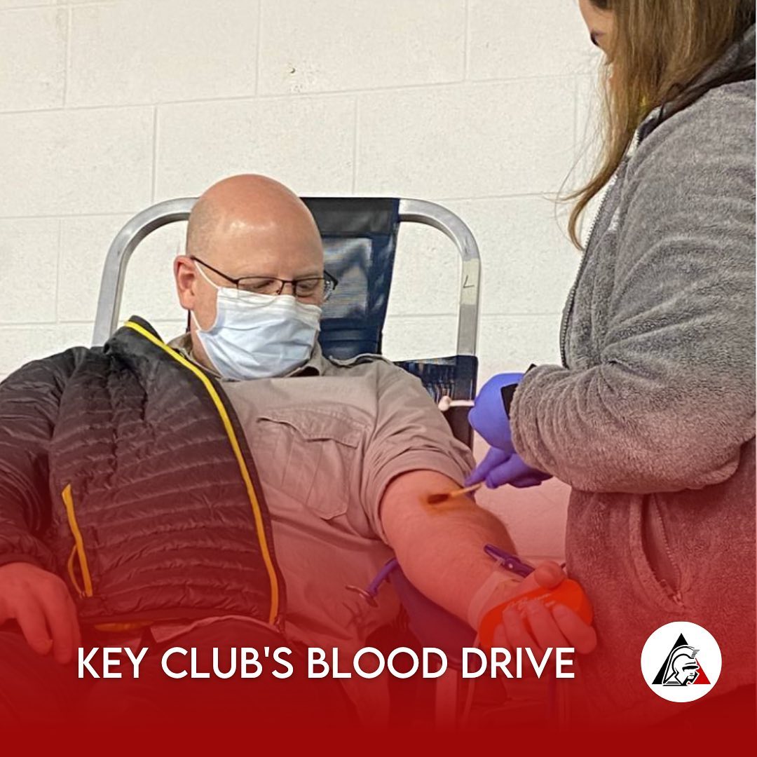 Every year, Key Club partners with Versiti Blood Center of Indiana. to hold a blood drive.

Students who are 16 years old are able to participate, but they must have parent permission. Students who are 17 or older are able to participate without parent permission. 

Students who plan to participate must bring a photo ID with them in order to participate.

Sign ups will be available in the cafeteria or in room 242. 

📸Cira Mazdai
🖊️Brette Bradley