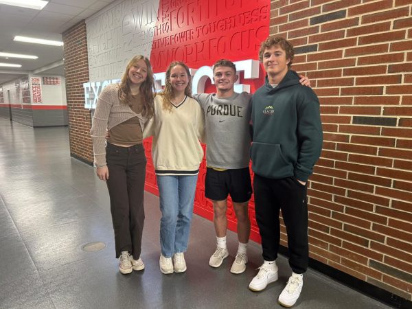 Seniors Lara Phipps, Allison Cohen, Wyatt Krejsa, and Noah Coy are part of the Student Athletic Leadership Team. Not only is this a way for them to give back to the community, but it can also be a way to feel like they are part of one, too. 