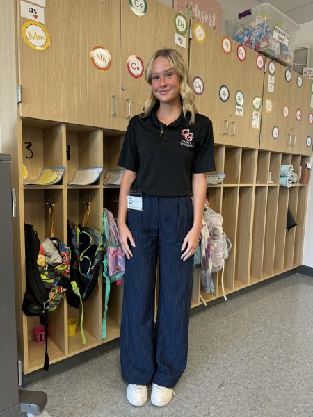 Senior Elizabeth Key participates in cadet teaching at Walnut Grove elementary school.